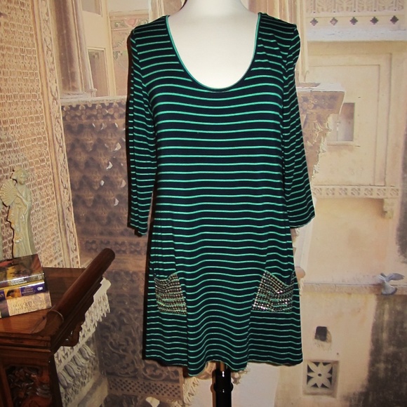 Soft Surroundings Tops - Soft Surroundings Navy and Green Tunic